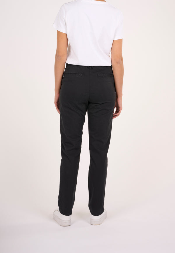 KnowledgeCotton Apparel - WMN ALMA slim twill chino Pants 1300 Black Jet