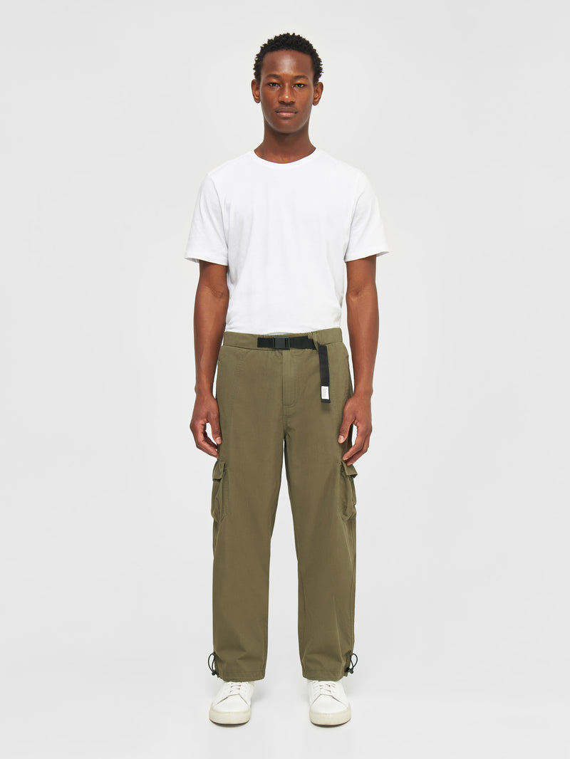 KnowledgeCotton Apparel - MEN BIRCH hybrid twill belt cargo pants Pants 1100 Dark Olive