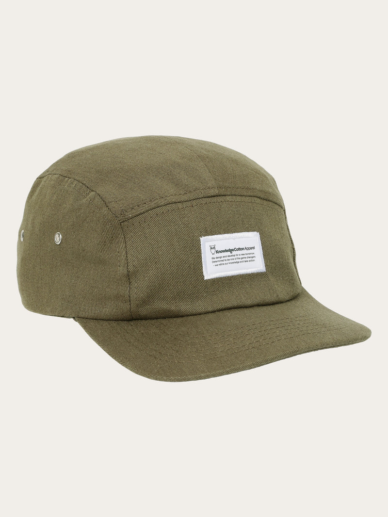 KnowledgeCotton Apparel - UNI Barckley cap with badge Caps 1090 Forrest Night