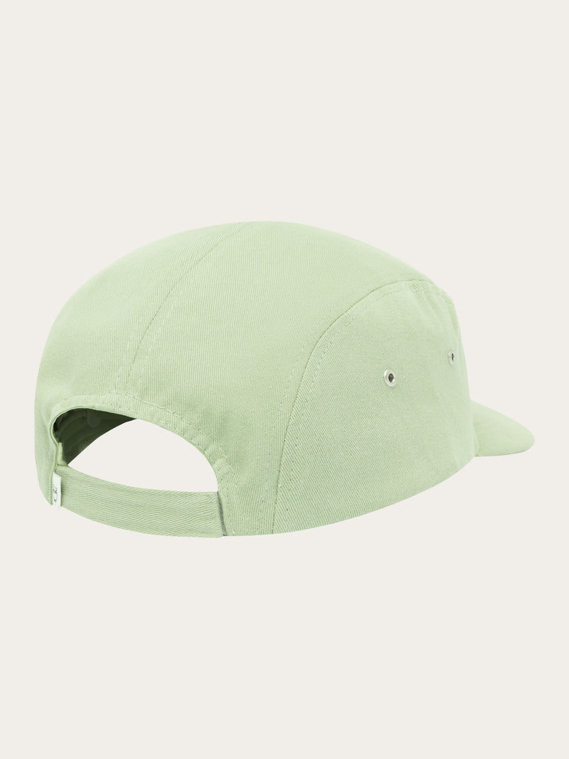 KnowledgeCotton Apparel - UNI Barckley cap with badge Caps 1380 Swamp