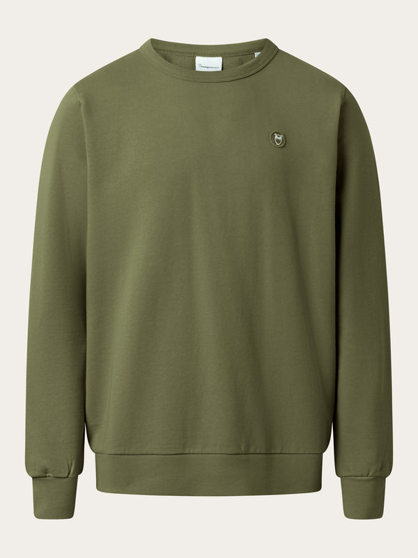 KnowledgeCotton Apparel - MEN Basic badge sweat Sweats 1100 Dark Olive