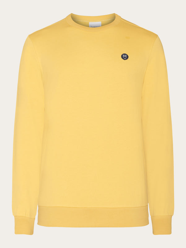 KnowledgeCotton Apparel - MEN Basic badge sweat Sweats 1429 Misted Yellow