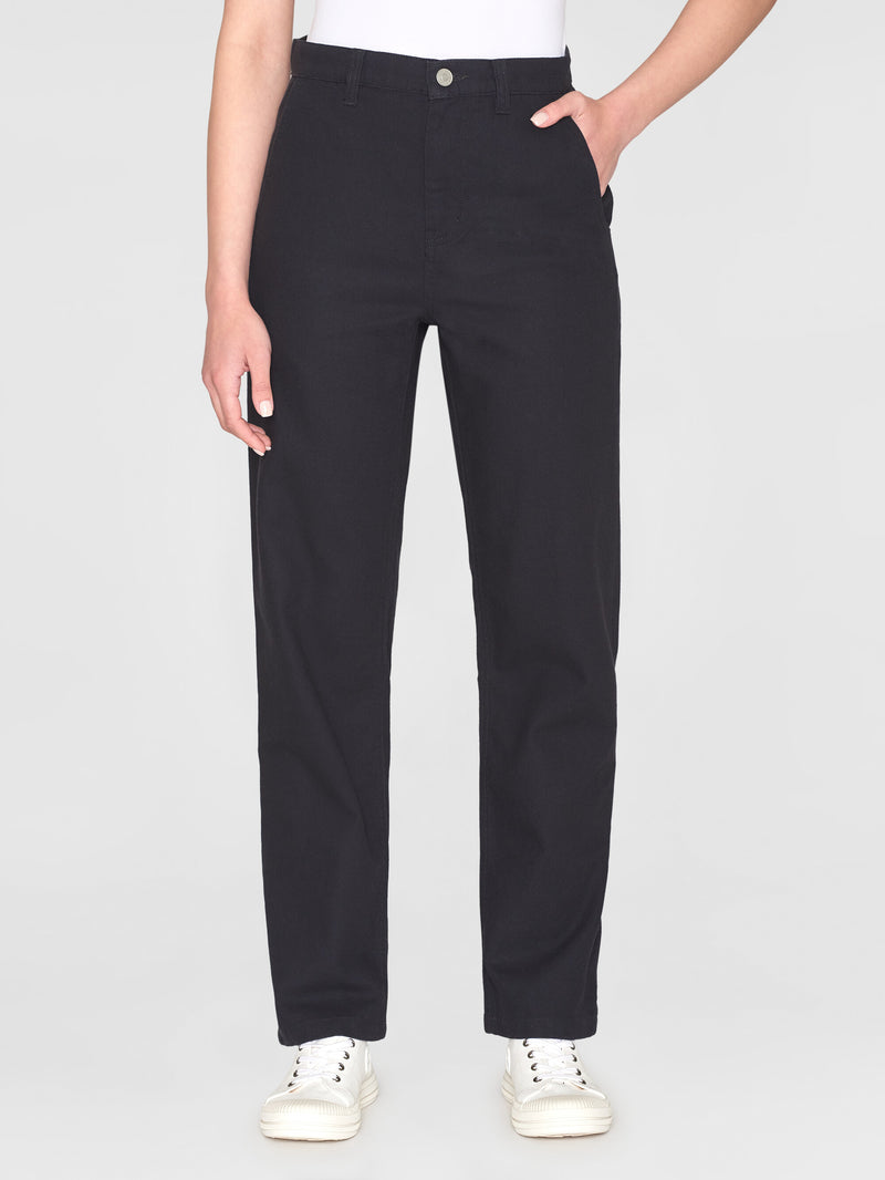 KnowledgeCotton Apparel - WMN CALLA tapered canvas pant Pants 1300 Black Jet