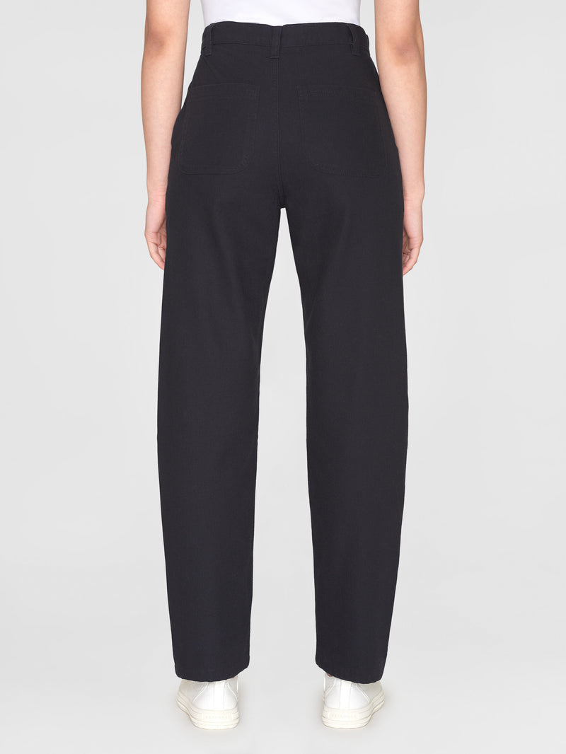 KnowledgeCotton Apparel - WMN CALLA tapered canvas pant Pants 1300 Black Jet