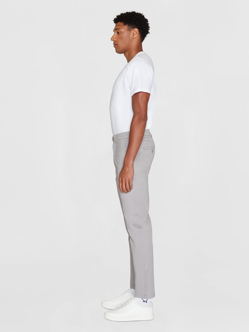 KnowledgeCotton Apparel - MEN CHUCK regular chino poplin pant Pants 1227 Alloy