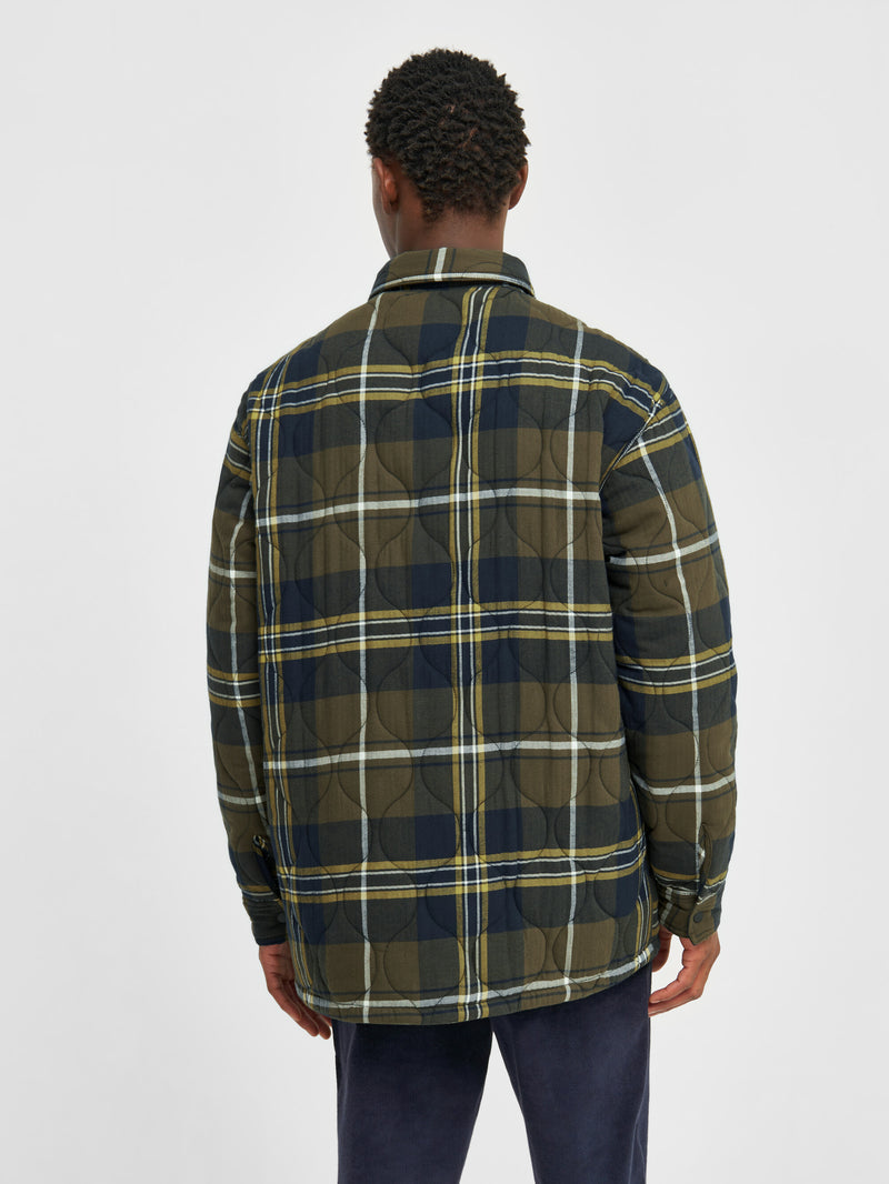 KnowledgeCotton Apparel - MEN Checked quilted oversized overshirt Overshirts 7023 Green check