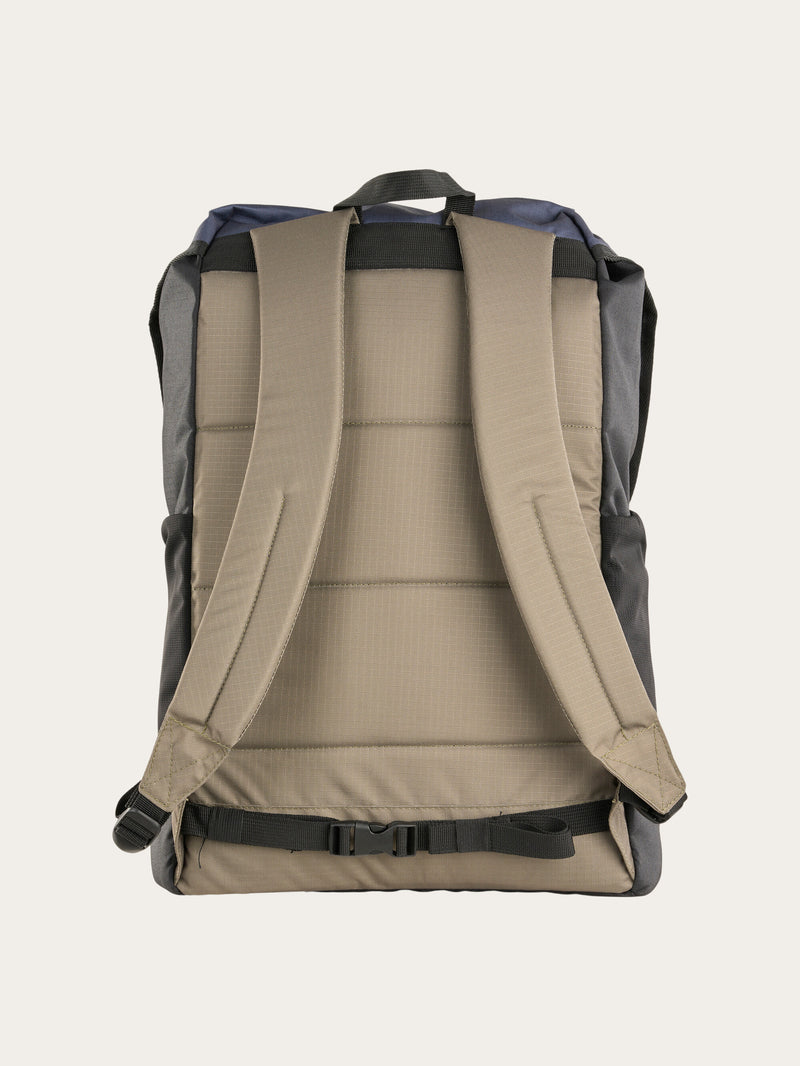 KnowledgeCotton Apparel - UNI Klassisk ryggsäck 30L Bags 1365 Desert Sun