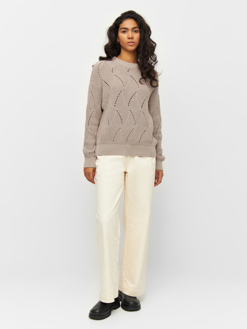 KnowledgeCotton Apparel - WMN Cotton cable crew neck Knits 1228 Light feather gray