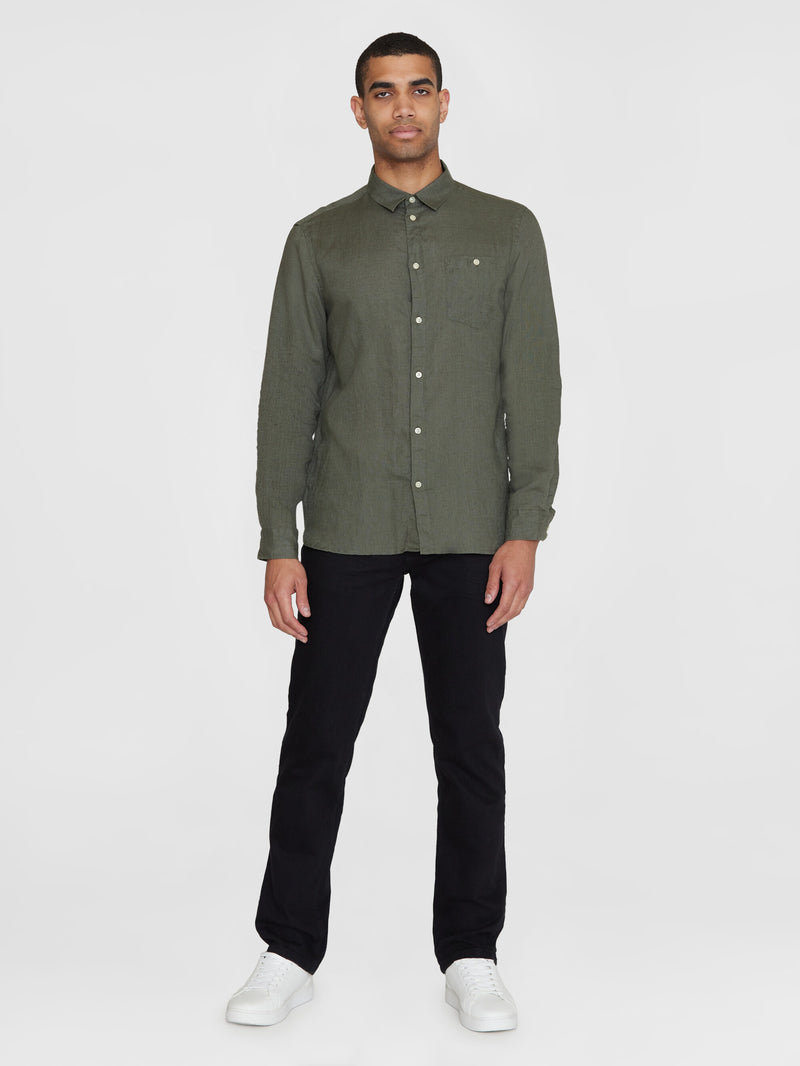 KnowledgeCotton Apparel - MEN Custom fit linen shirt Shirts 1068 Burned Olive