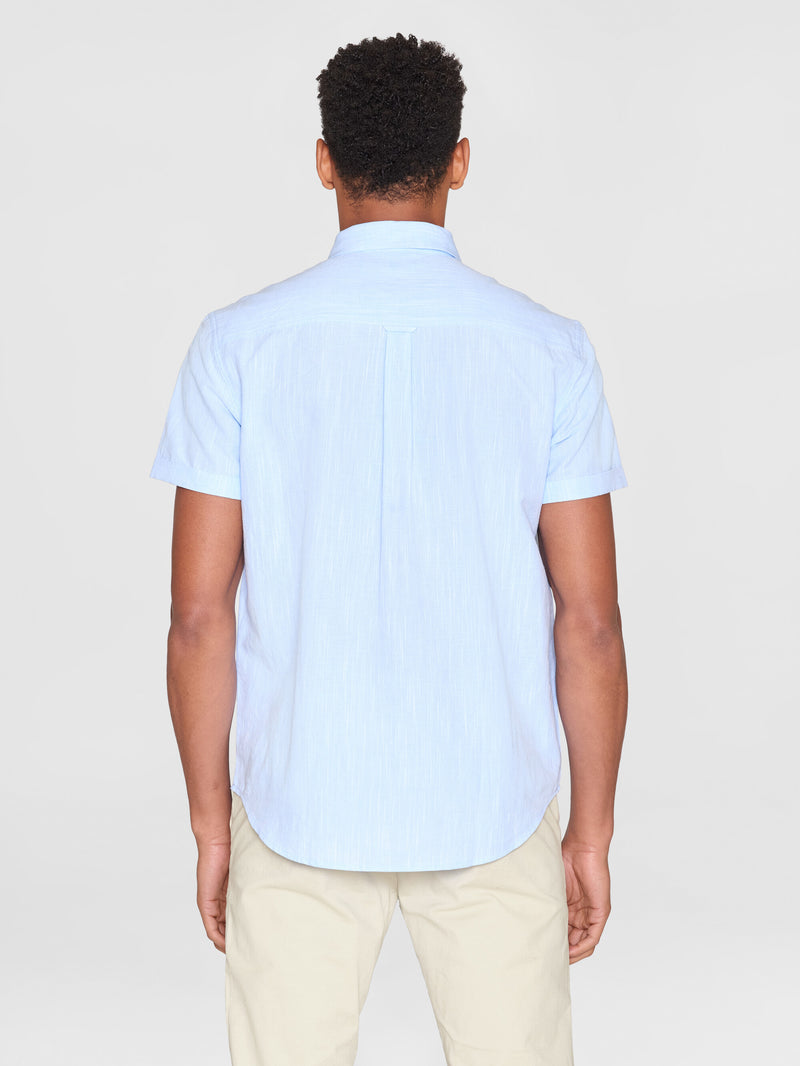 KnowledgeCotton Apparel - MEN Custom fit linen short sleeve shirt Shirts 1009 Skyway