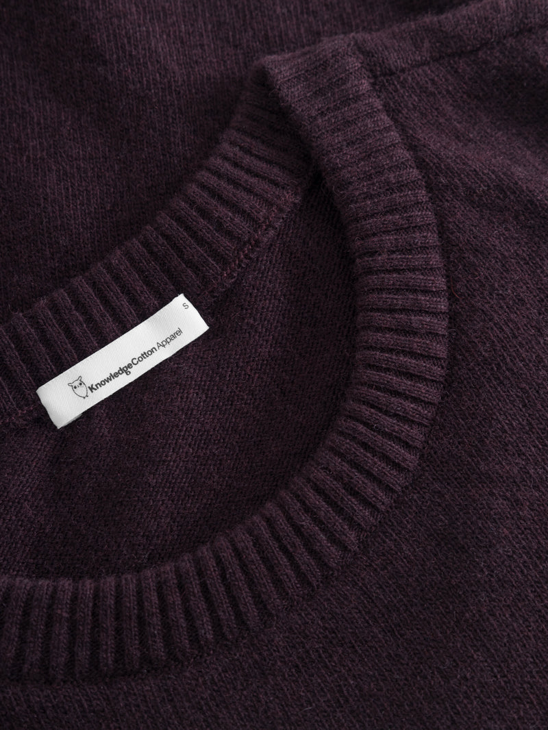 KnowledgeCotton Apparel - WMN Lambswool crew neck Knits 1394 Chocolate Plum