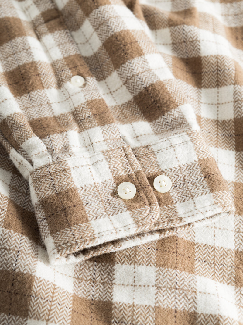 KnowledgeCotton Apparel - MEN Loose fit checkered shirt Shirts 7030 Beige check