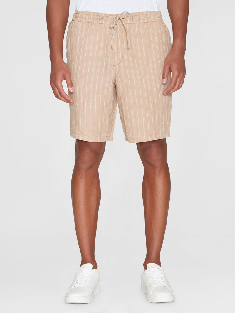 KnowledgeCotton Apparel - MEN Loose striped shorts Shorts 8030 Beige stripe