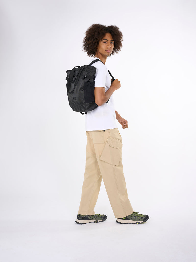 KnowledgeCotton Apparel - UNI Packbar Tote-ryggsäck 25L Bags 1300 Black Jet