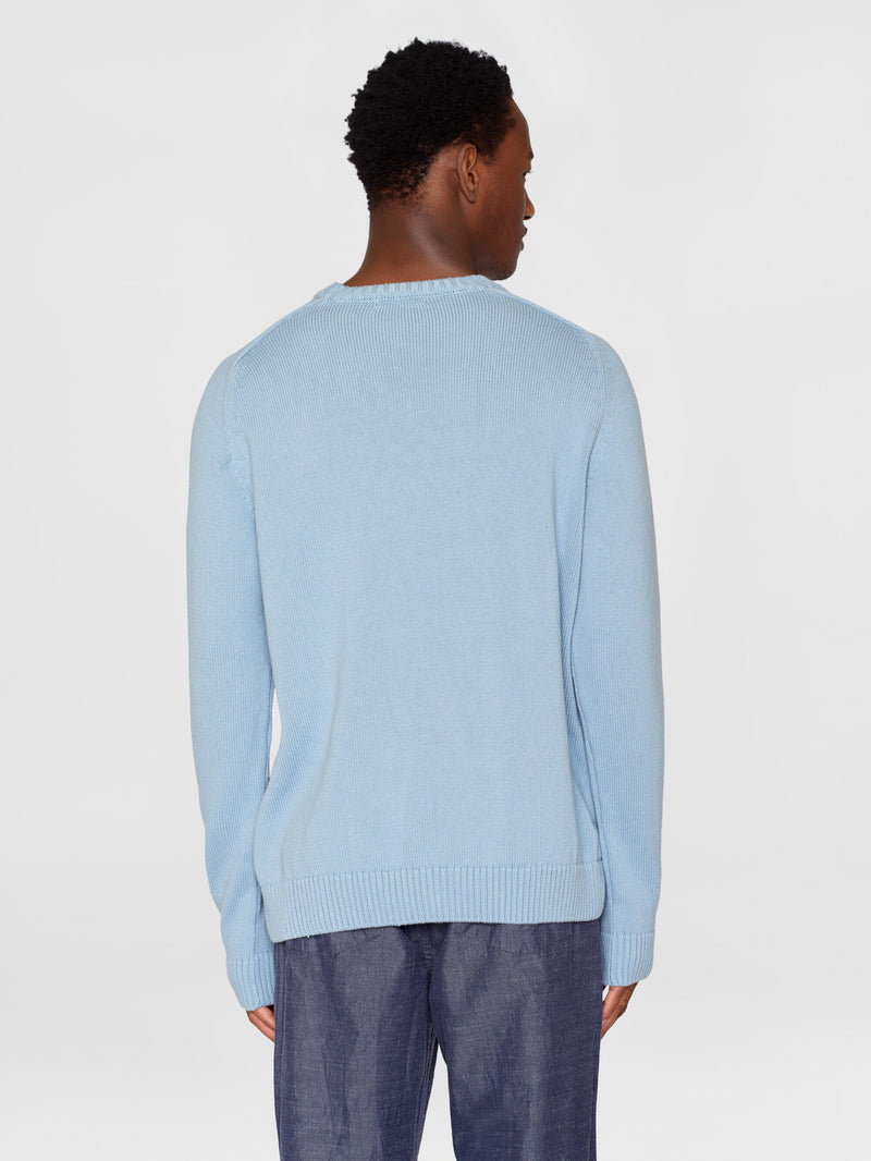 KnowledgeCotton Apparel - MEN Plain knitted crew neck Knits 1414 Dusty Blue Melange