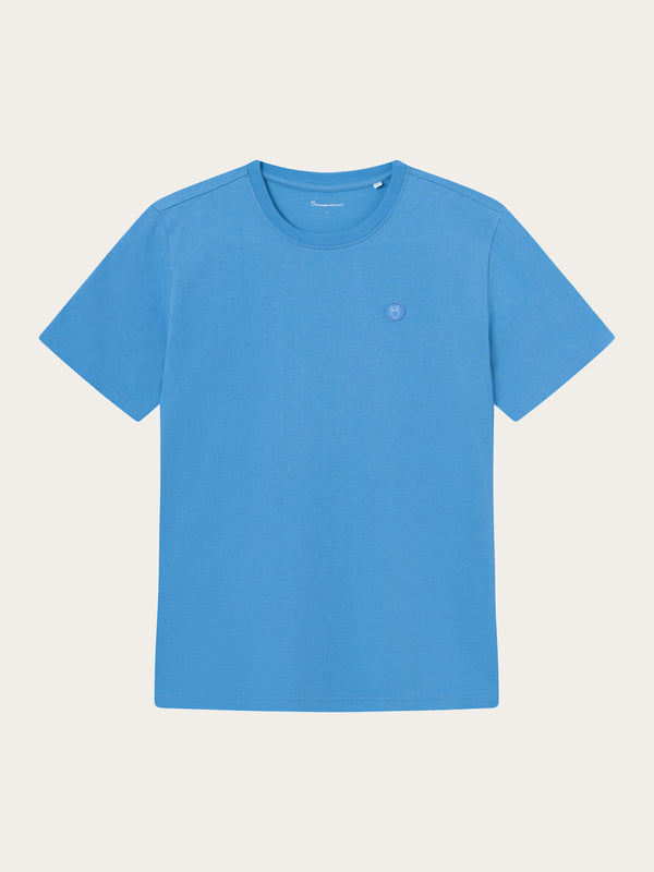 KnowledgeCotton Apparel - MEN Regular fit Badge t-shirt T-shirts 1393 Azure Blue