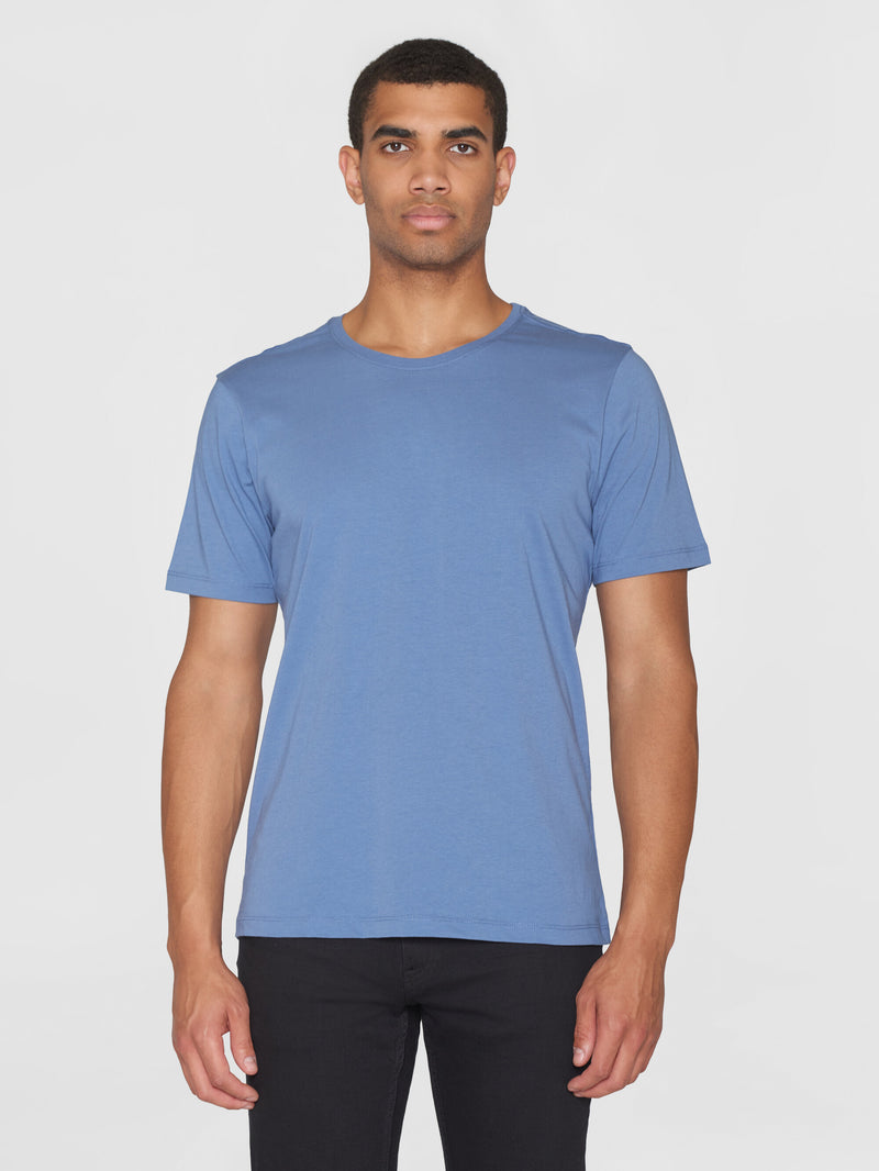 KnowledgeCotton Apparel - MEN Regular fit Basic tee T-shirts 1432 Moonlight Blue