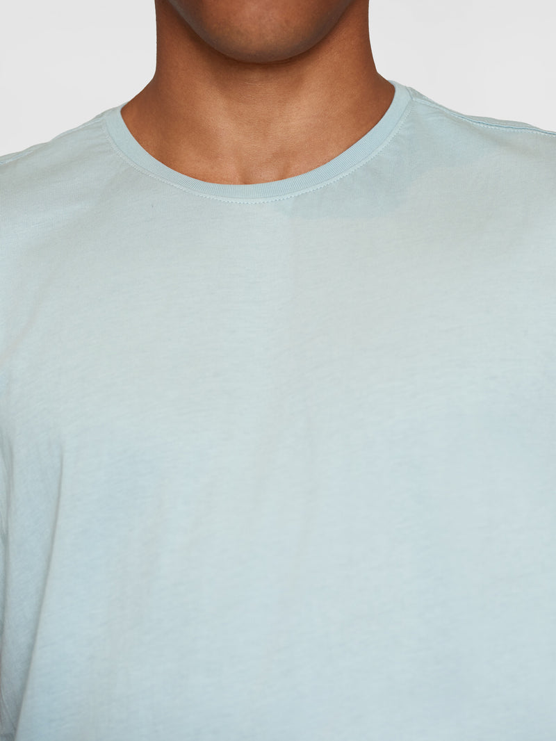 KnowledgeCotton Apparel - MEN Regular fit Basic tee T-shirts 1436 Gray Mist