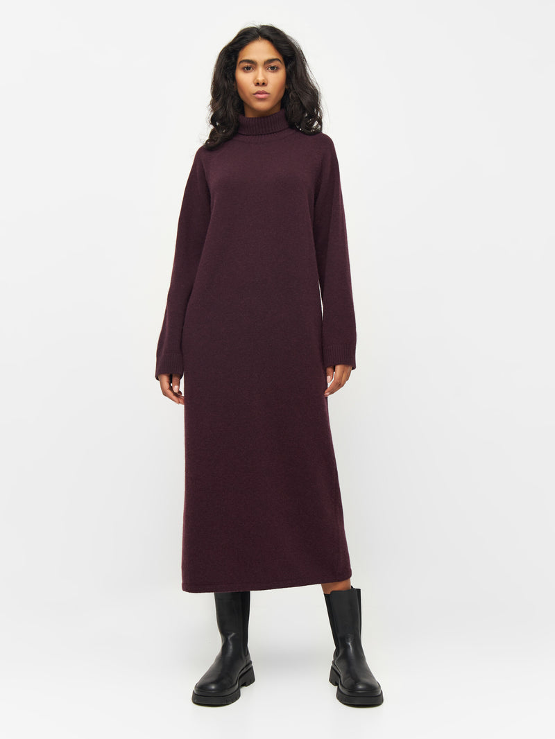 KnowledgeCotton Apparel - WMN Roll neck mid lenght dress Dresses 1394 Chocolate Plum