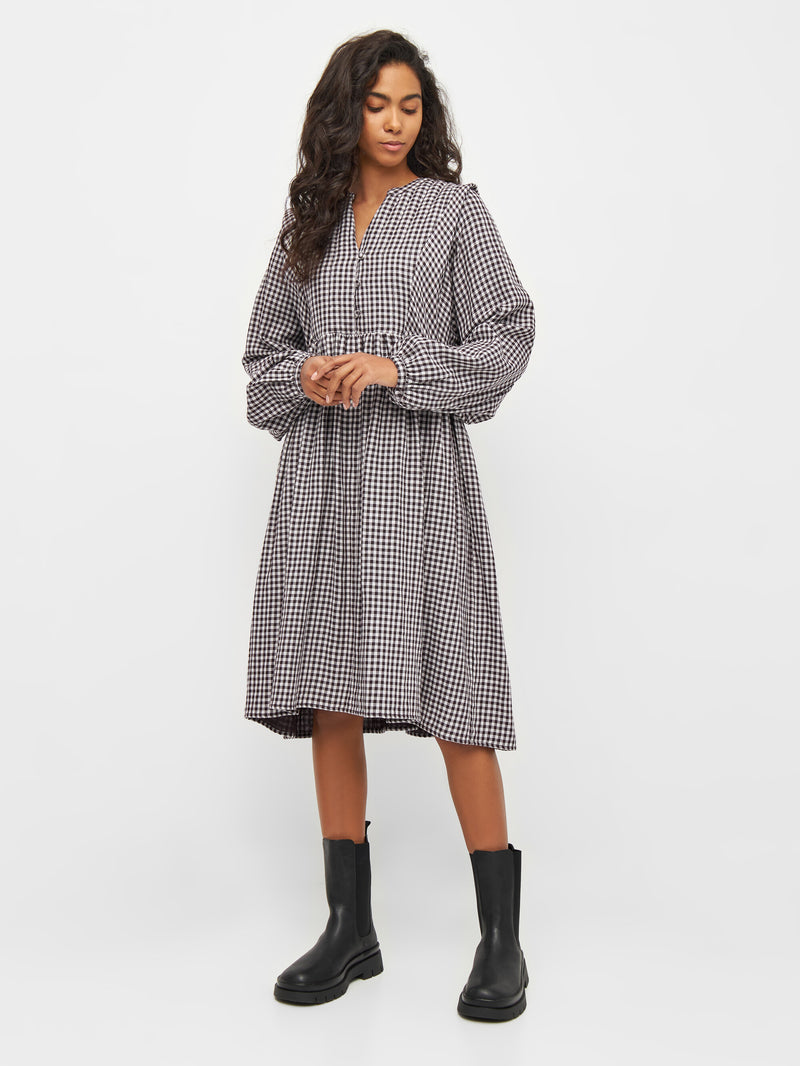 KnowledgeCotton Apparel - WMN Small check A-shape midi dress Dresses 7026 Brown check