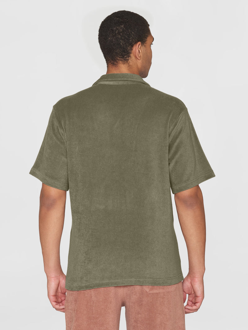 KnowledgeCotton Apparel - MEN Terry loose short sleeve shirt Shirts 1068 Burned Olive