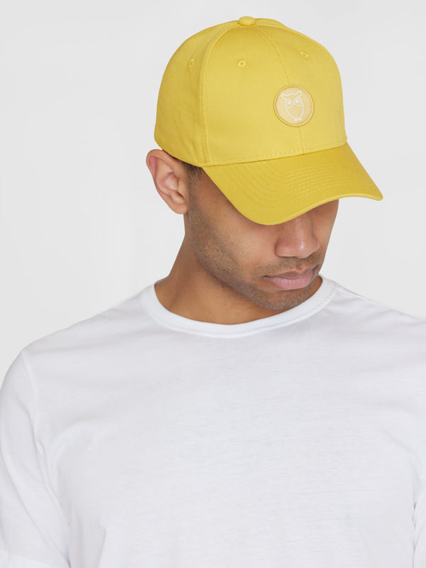 KnowledgeCotton Apparel - UNI Twill baseball cap Caps 1429 Misted Yellow