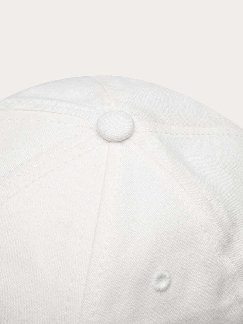 KnowledgeCotton Apparel - UNI Twill baseball cap with embroidery Caps 1387 Egret