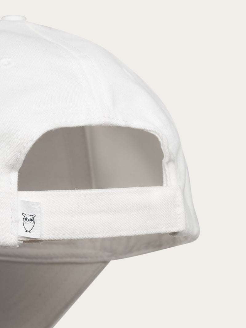 KnowledgeCotton Apparel - UNI Twill baseball cap with embroidery Caps 1387 Egret