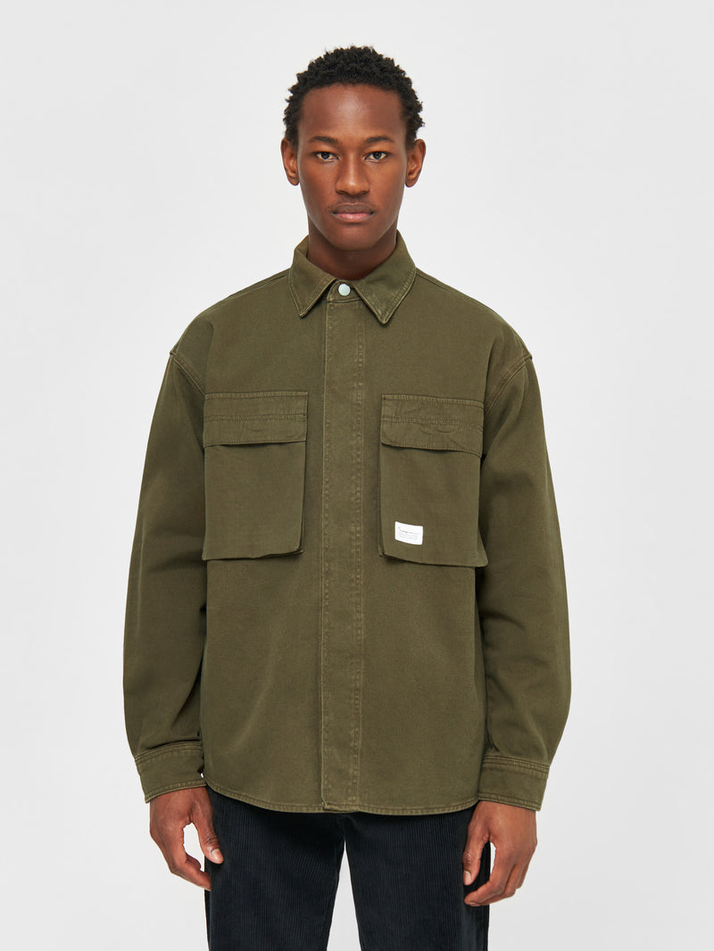 KnowledgeCotton Apparel - MEN Twill loose fit overshirts Overshirts 1100 Dark Olive