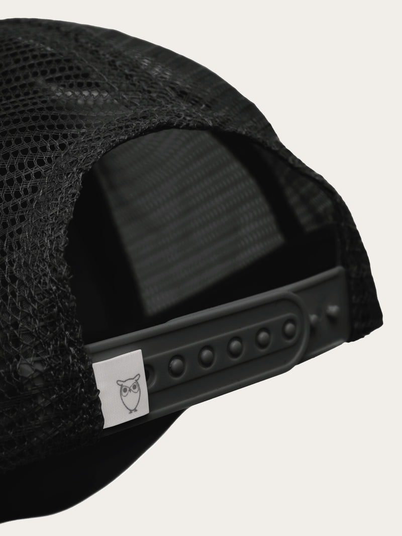 KnowledgeCotton Apparel - UNI Twill trucker cap Caps 1300 Black Jet